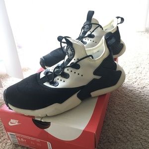 Nike Huaraches KIDS, Black & White